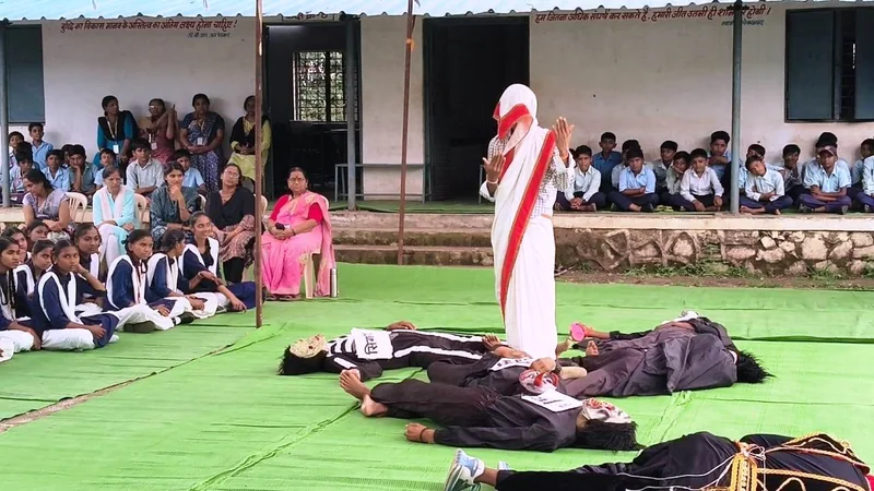 सेवा संकल्प अभियान- विद्यार्थियों ने दिखाई रचनात्मकता, नुक्कड़ नाटक, रंगोली एवं चित्रकला सहित विभिन्न…