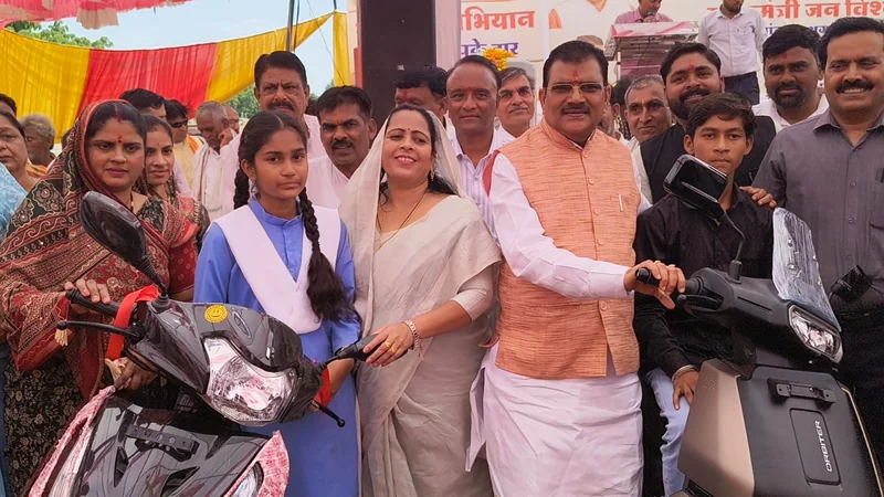 ’’मुख्यमंत्री जन विश्वास अभियान’’ एवं ‘‘सेवा संकल्प अभियान‘‘ के तहत चिंचगोहन में शिविर संपन्न